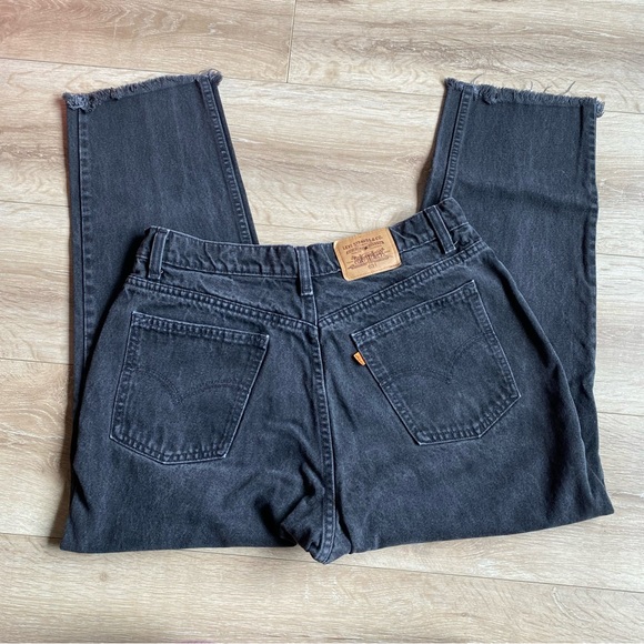 Vintage Levi’s 631 jeans orange tab black denim raw hem high waist mom style - Picture 5 of 10